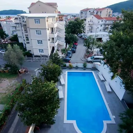 Lux Ivan Villa *